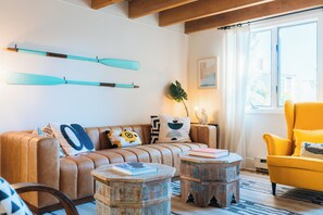 Lobby - Mercury Hotel Provincetown (Provincetown)