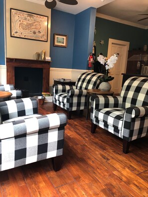 Reception - The Inn on Fleming (Key West)