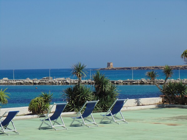 Terrace/patio - Palm Beach Hotel (Cinisi)