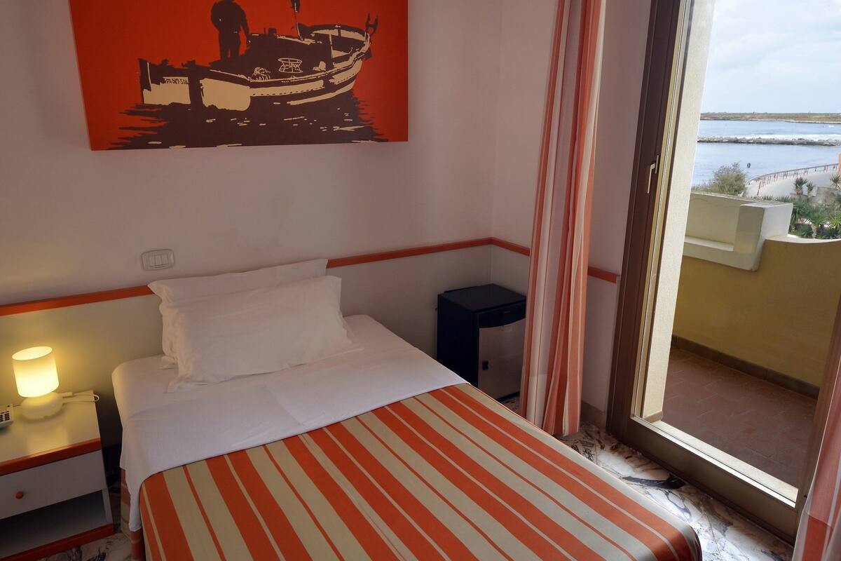 In-room safe, desk, free cots/infant beds, free WiFi