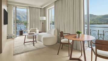 Suite, 1 King Bed, Lake View (Balcony) | Premium bedding, minibar, in-room safe, blackout curtains