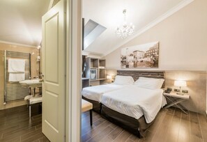 Couette en duvet, minibar, coffre-fort, bureau