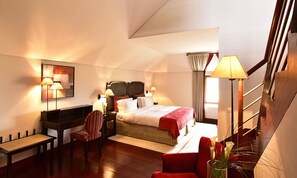 スイート | ミニバー、セーフティボックス (室内)、デスク、防音設備