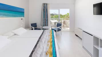 Double Room (2 Adults + 1 Child) | 1 bedroom, blackout drapes, free WiFi, bed sheets
