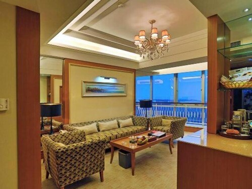 Haikou Golden Sea View Hotel