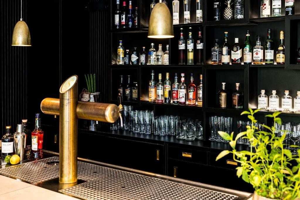 Bar (på overnattingsstedet)