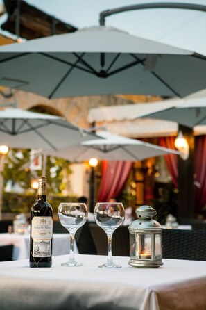 Breakfast served - Hotel Los Arcos (Nerja)