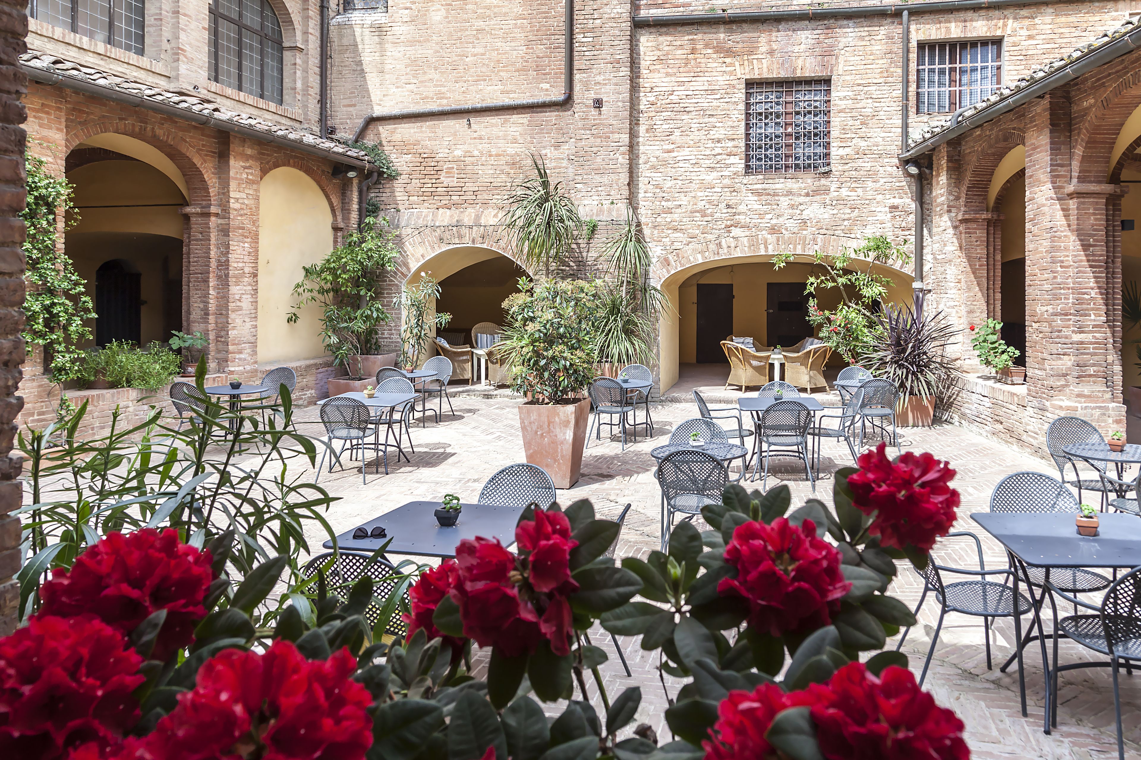 Photo - Il Chiostro del Carmine