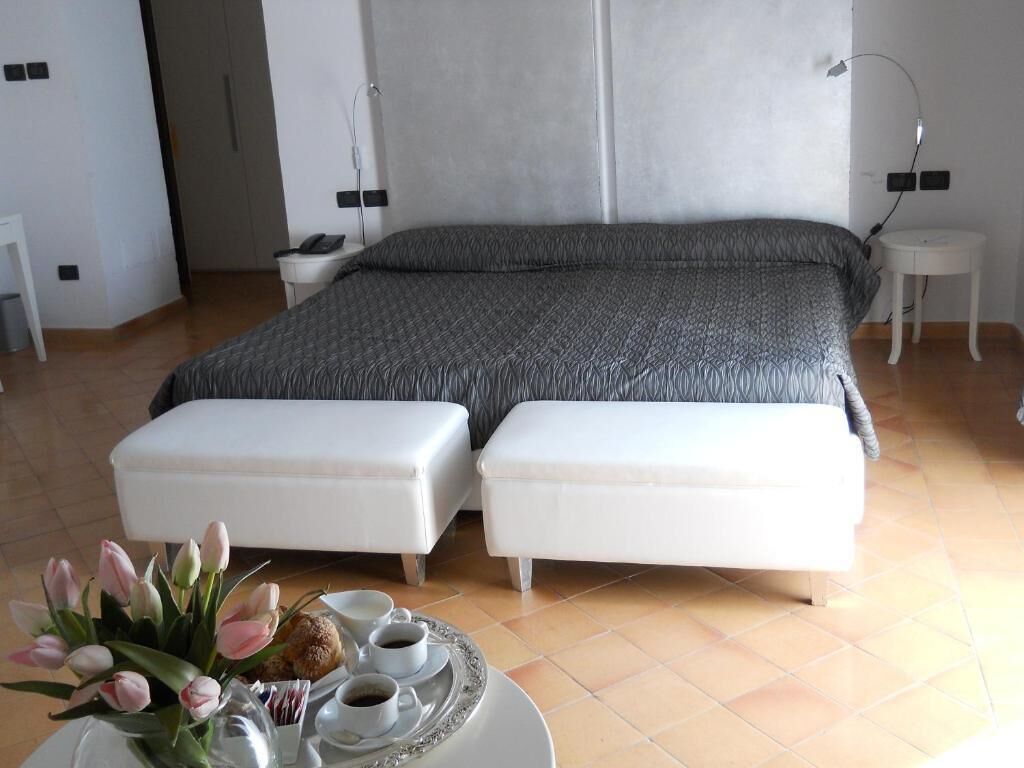 Couette en duvet d'oie, minibar, coffres-forts dans les chambres, bureau