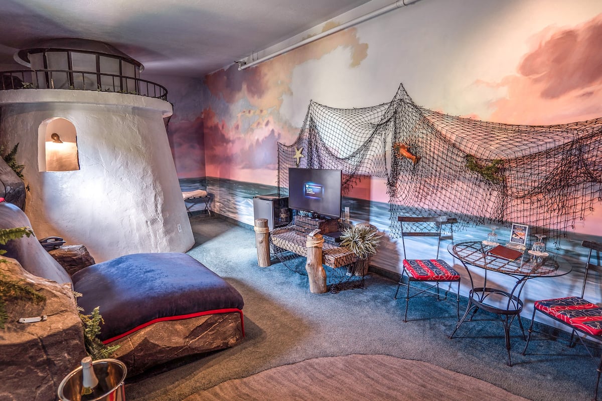 Room (Lighthouse) | Premium bedding, individually decorated, individually furnished