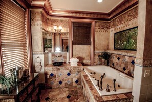 Room (Sultans Palace) | Bathroom - Anniversary Inn - South Temple (Salt Lake City)