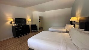 Executive Double Room, 2 Double Beds | Free WiFi