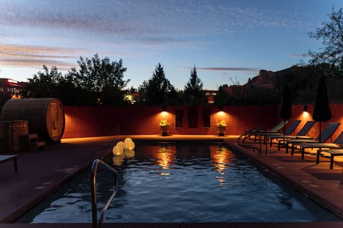 Outdoor pool, pool umbrellas, sun loungers