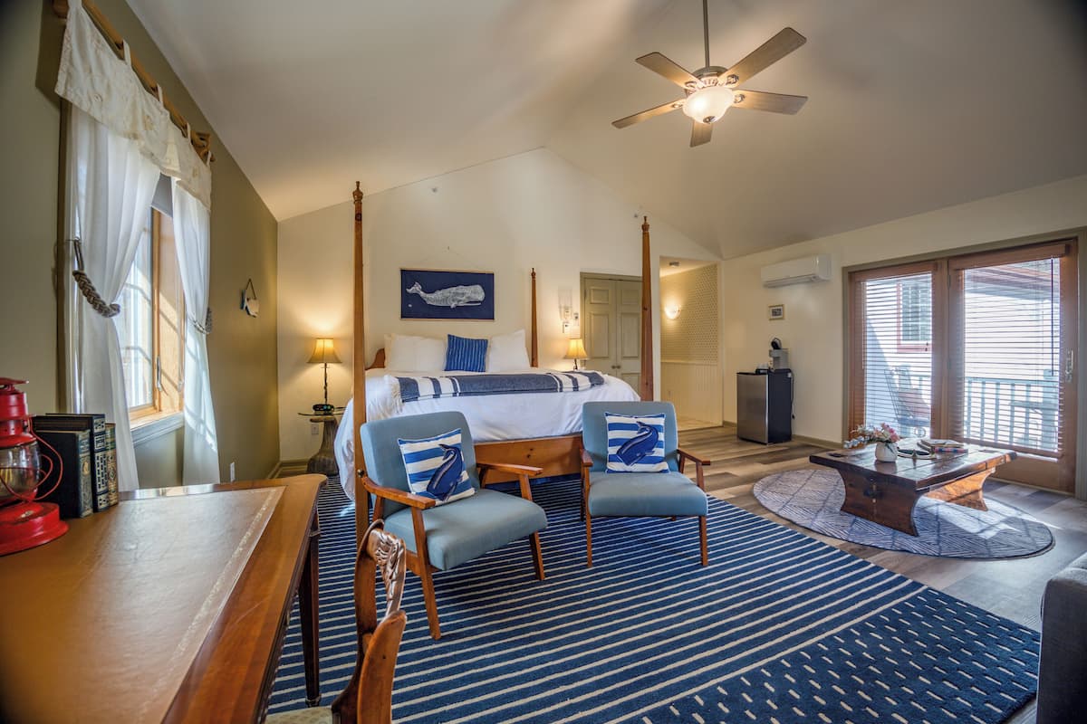 Melville in the Barn | 1 bedroom, premium bedding, laptop workspace, iron/ironing board