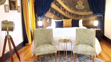 Gilded Stage in the Mainhouse | 1 間睡房、高級寢具、獨特設計、獨特裝修