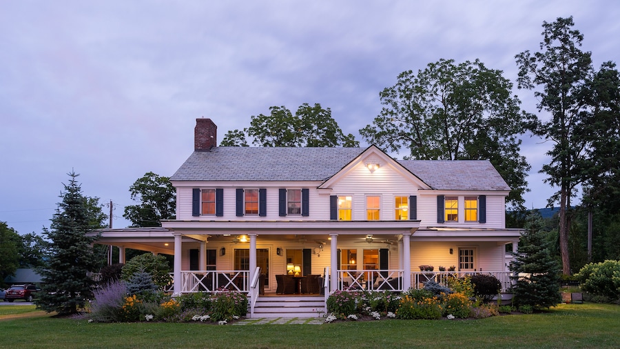 Hill Farm Inn