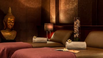 Couples treatment rooms, sauna, body treatments, aromatherapy