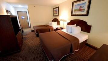 Desk, blackout curtains, iron/ironing board, free WiFi