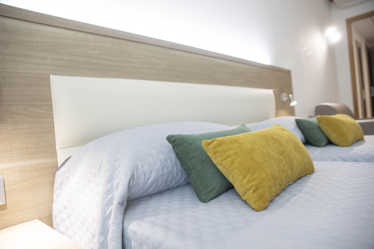 Coffres-forts dans les chambres, bureau