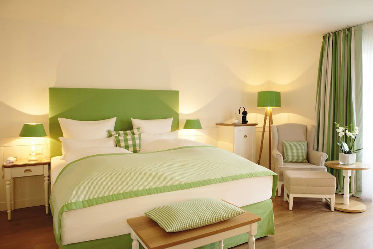 Standard Double Room | Living area