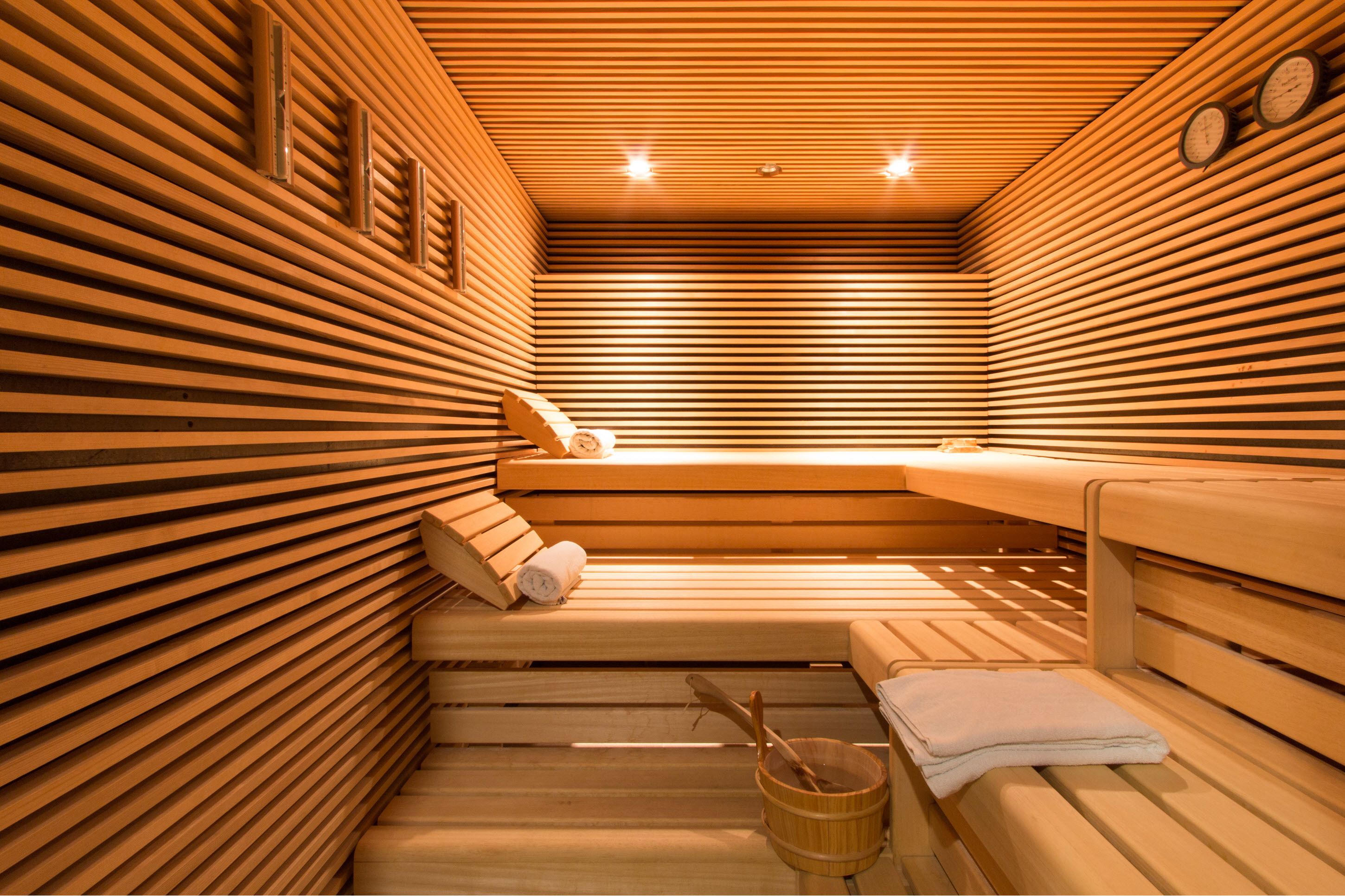 Bastu, turkiskt bad/hamam, aromaterapi och ayurvediska behandlingar