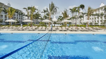 3 piscine all'aperto