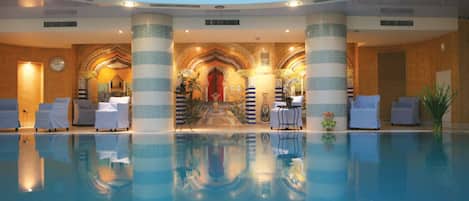 Bain à remous intérieur