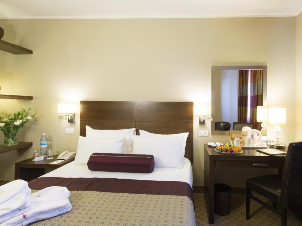 In-room safe, desk, free WiFi, bed sheets