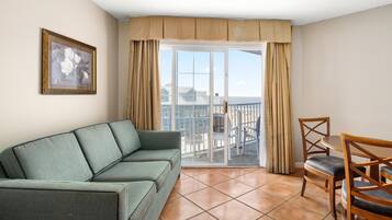 En 42-tommers LCD-TV med kabel-kanaler samt TV og DVD-spiller