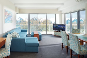 Two Bedroom Apartment | 2 bedrooms, in-room safe, desk, iron/ironing board