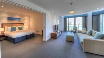 Three Bedroom Apartment | Living room