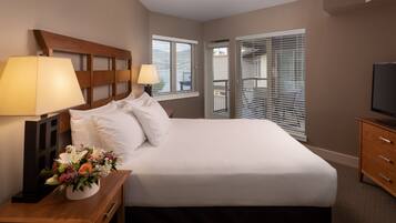 Suite, 2 Bedrooms, Lake View | 2 bedrooms, premium bedding, pillow-top beds, in-room safe