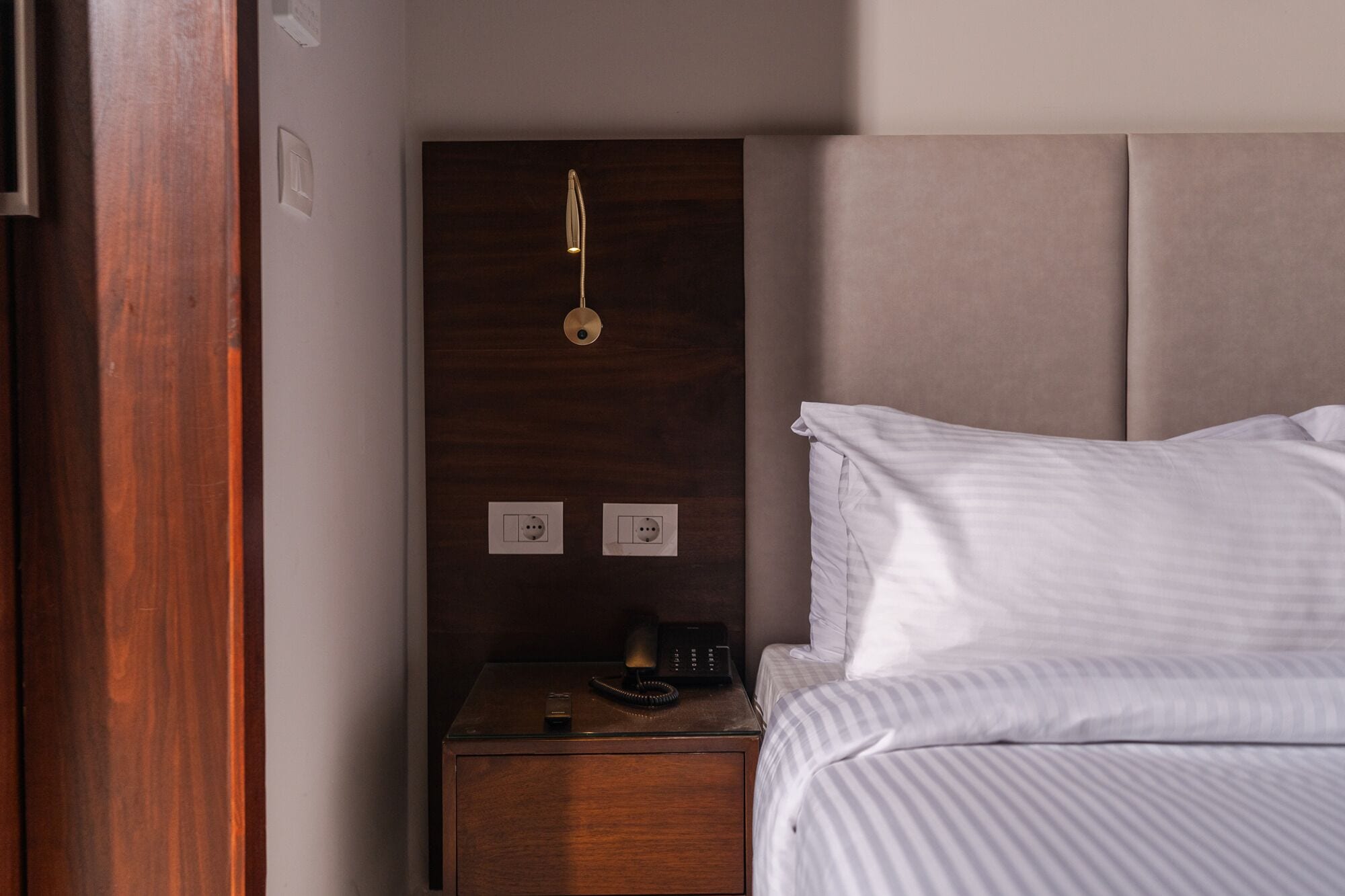 Standard Double or Twin Room, Pool View (King) | Egyptian cotton sheets, premium bedding, minibar, in-room safe