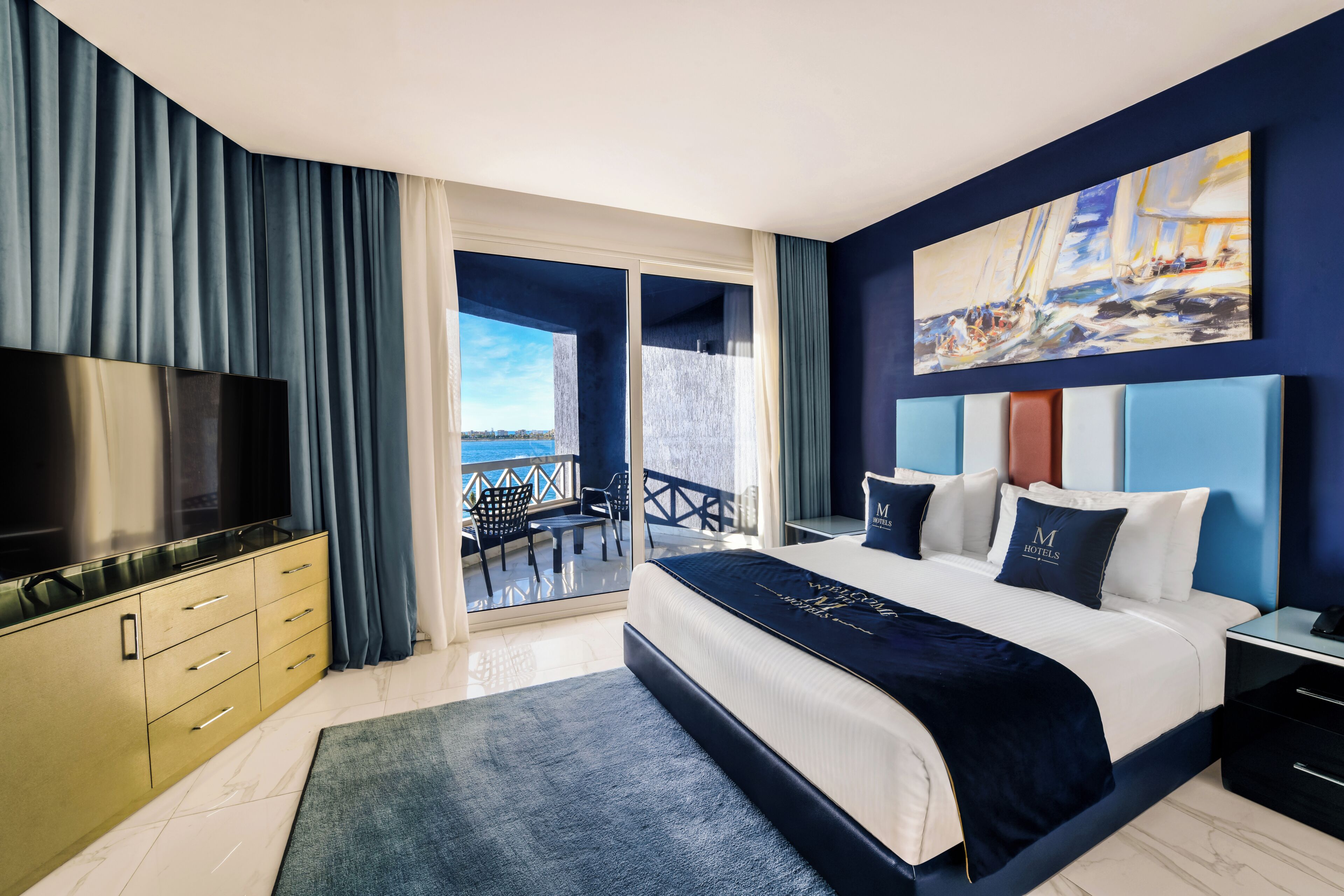 Sábanas de algodón egipcio, ropa de cama de alta calidad y minibar 