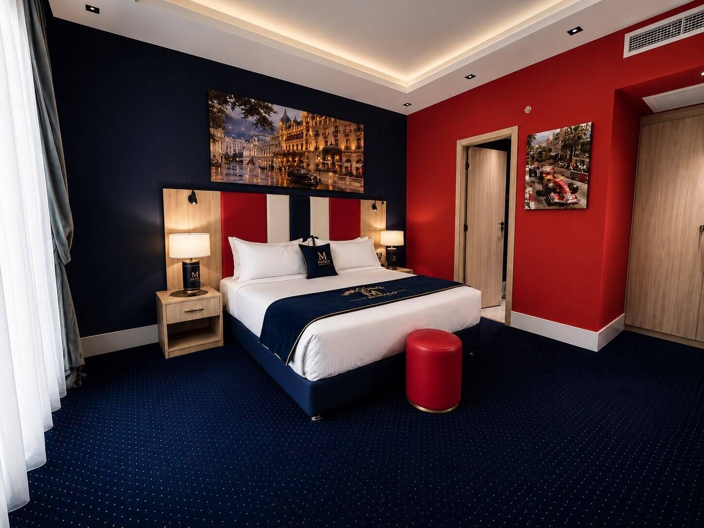 Monte Carlo Suite | Sábanas de algodón egipcio, ropa de cama de alta calidad y minibar 