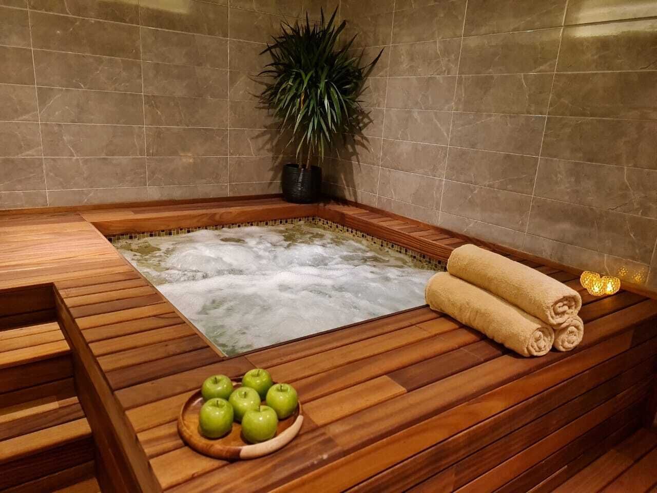 Turkish bath, body treatments, aromatherapy, body wraps, body scrubs