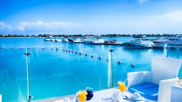 3 restaurants servant le petit déjeuner, spécialités Cuisine italienne