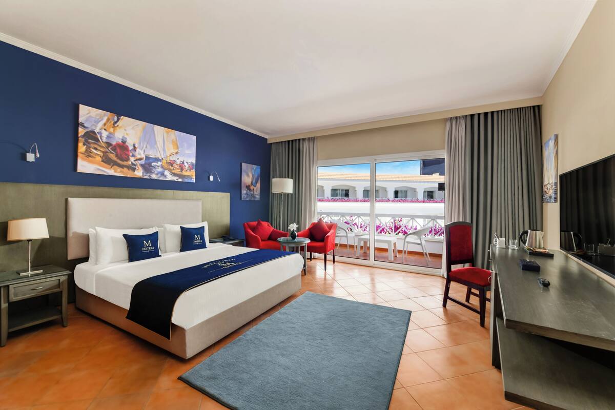 Superior Double or Twin Room Pool View