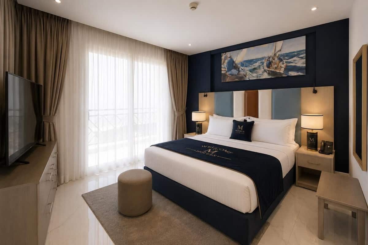 Superior Sea View Two Bedroom Suite (Round Building)