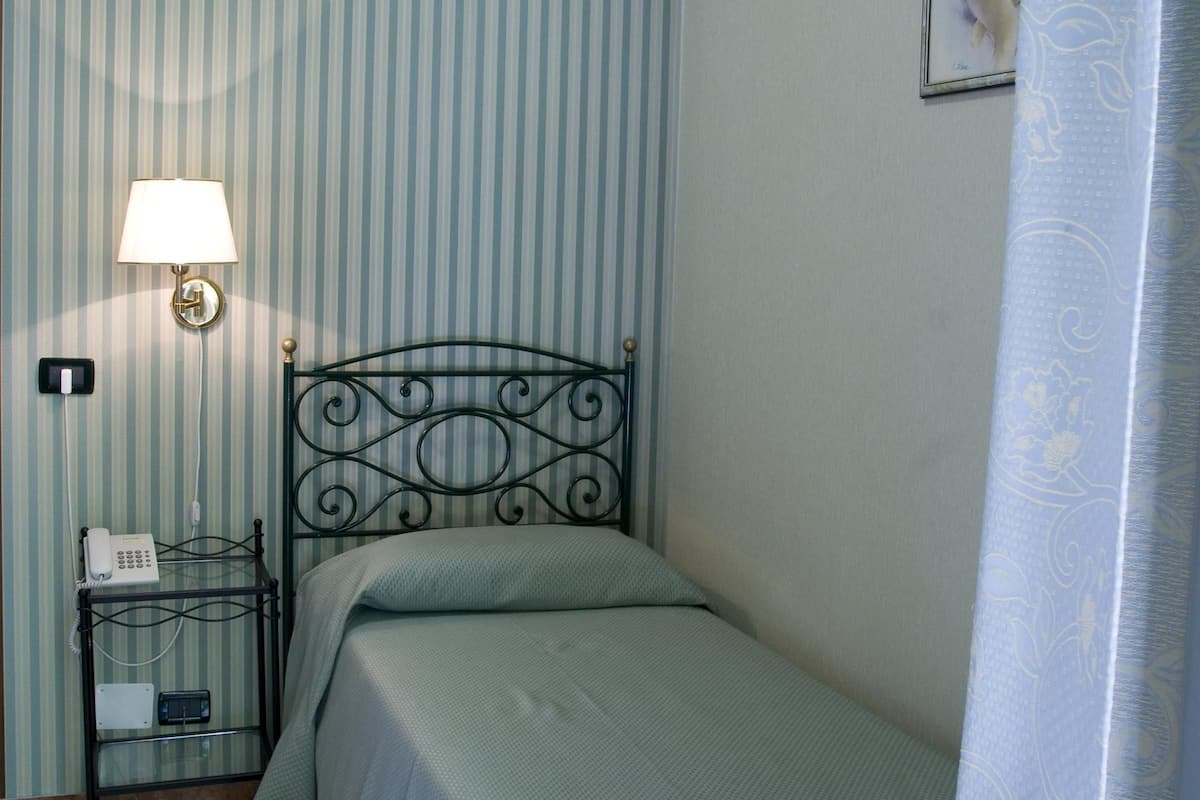 In-room safe, desk, iron/ironing board, rollaway beds
