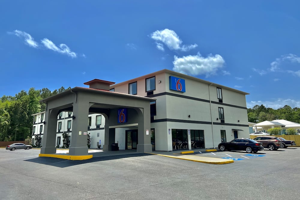 luxury hotels in Biloxi