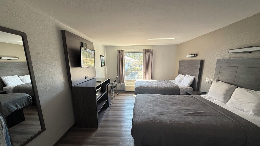 Quality Inn & Suites Biloxi - Ocean Springs