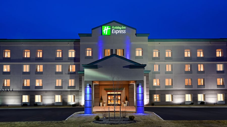 Holiday Inn Express Syracuse Fairgrounds by IHG