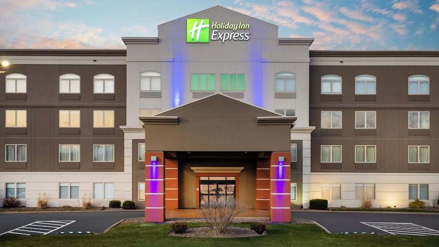 Holiday Inn Express Syracuse Fairgrounds by IHG