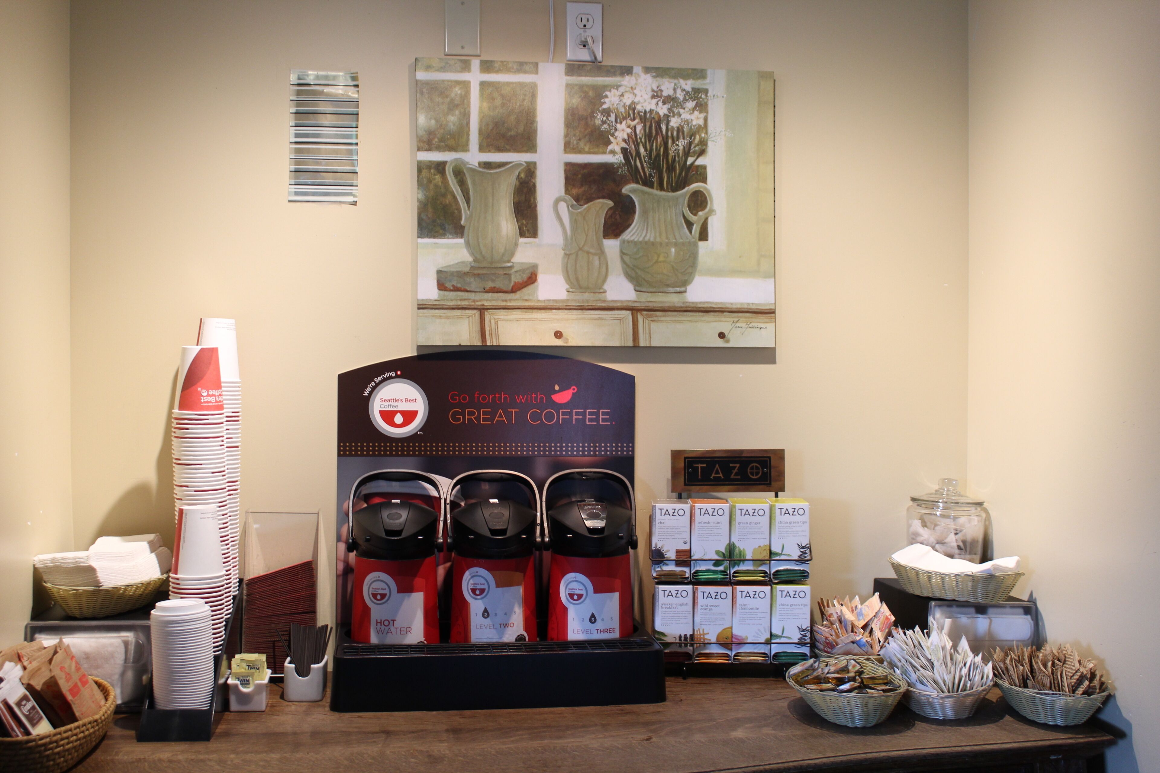 free daily continental breakfast