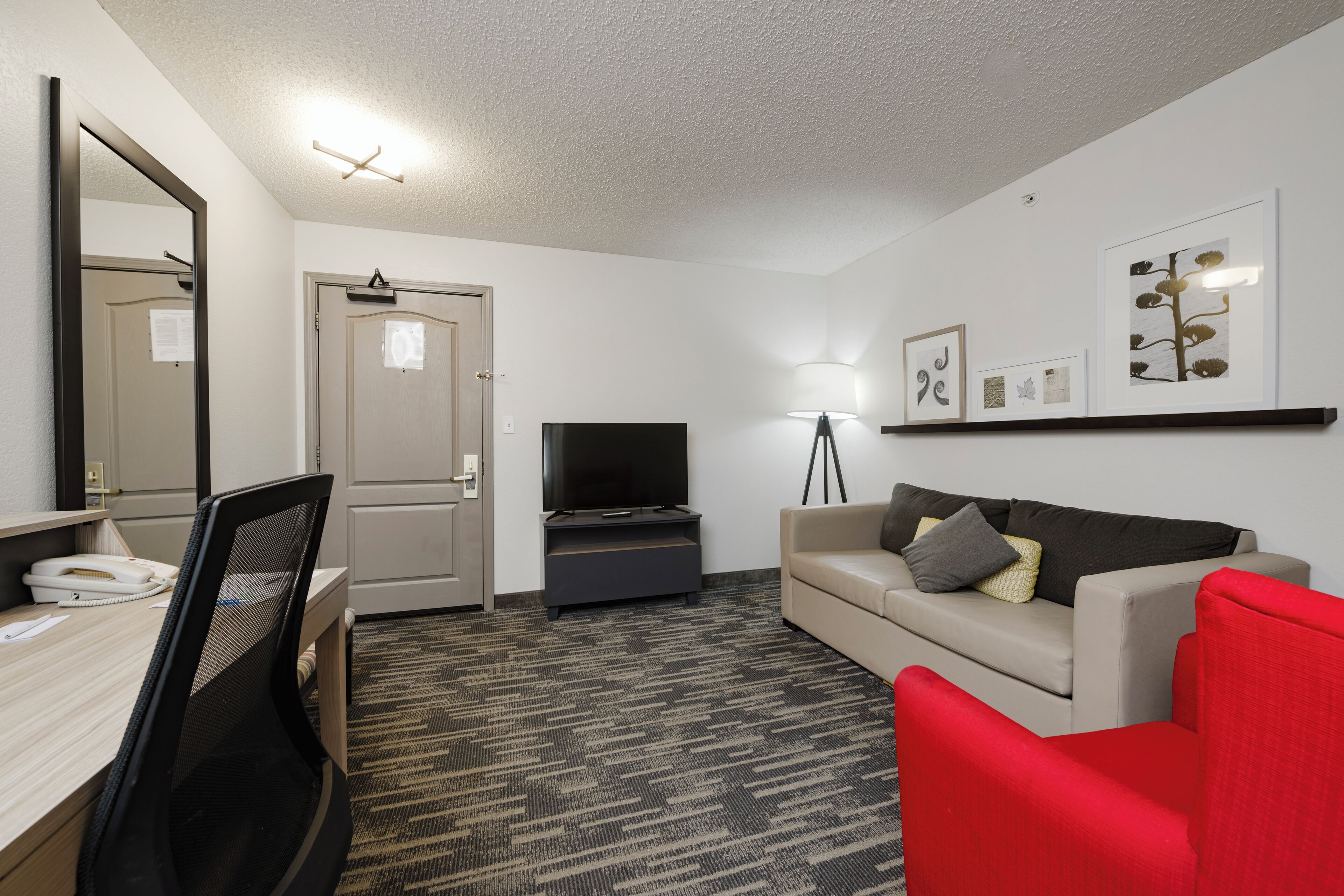 1 bedroom, premium bedding, pillow-top beds, individually decorated