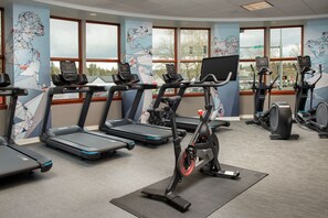 Fitness facility - Courtyard by Marriott Seattle Kirkland (Kirkland)