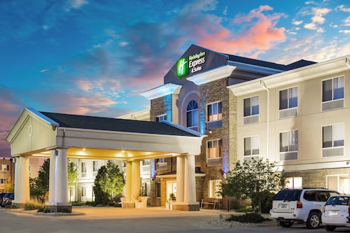 Holiday Inn Express & Suites Bellevue (Omaha Area) by IHG