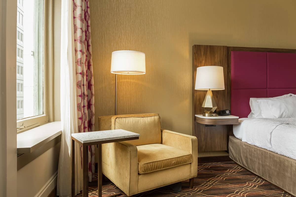 Room, 1 King Bed, Accessible | Premium bedding, in-room safe, blackout curtains, iron/ironing board