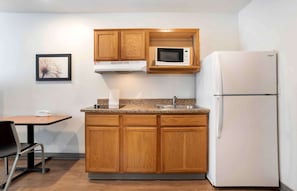 Standard Studio, 2 Double Beds, Non Smoking, Refrigerator & Microwave | Private kitchen | Full-size fridge, microwave, stovetop, freezer